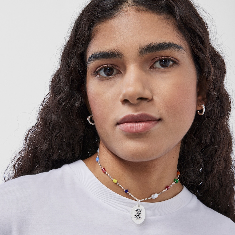 Long silver Oceaan cameo Necklace with multicolored glass and cord