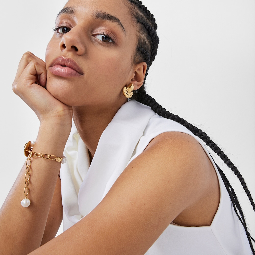 Pendientes concha con ba&ntilde;o de oro 18 kt sobre plata Oceaan