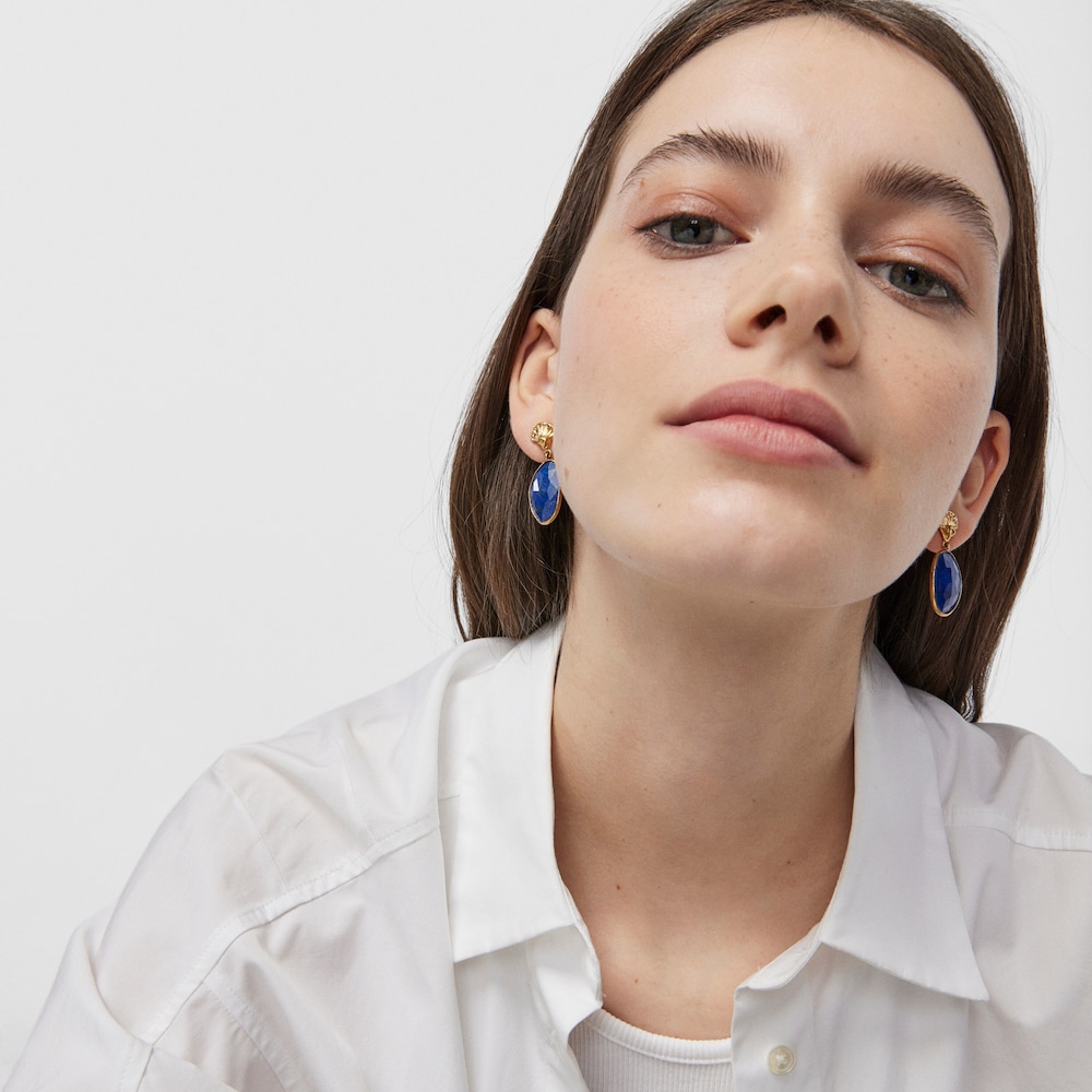 Aretes con ba&ntilde;o de oro 18 kt sobre plata y lapislazuli Oceaan Color