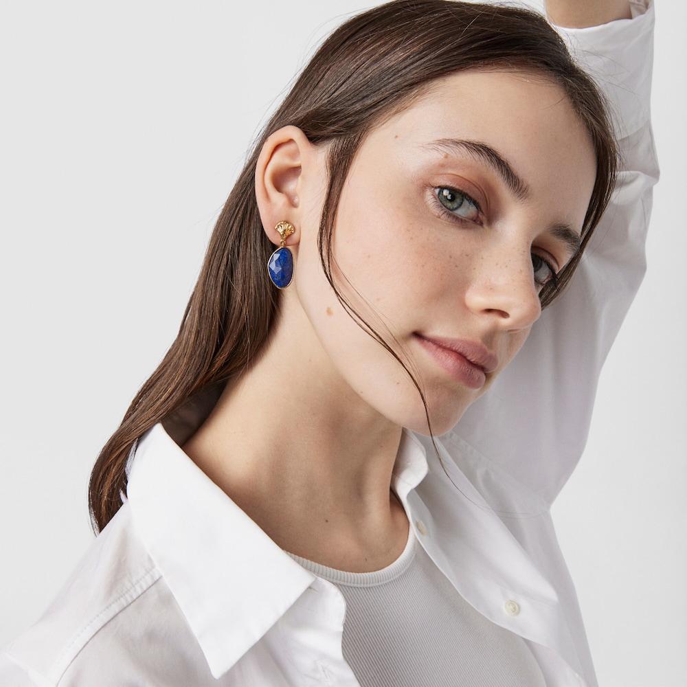 Aretes con ba&ntilde;o de oro 18 kt sobre plata y lapislazuli Oceaan Color