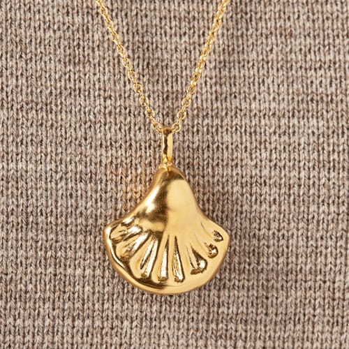Small silver vermeil Oceaan shell Pendant
