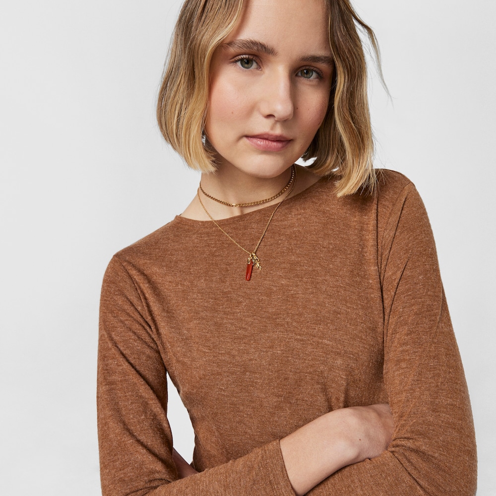 Tous Oceaan &ndash; Př&iacute;věsek ze žlut&eacute;ho stř&iacute;bra Vermeil s karneolem