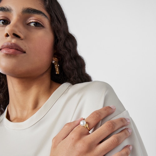 Anillo Oceaan conchas de oro y perla