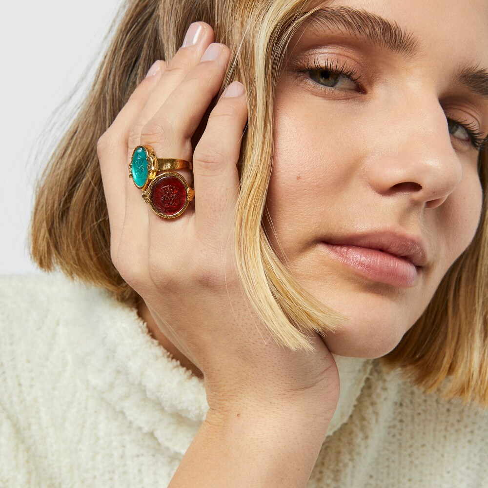 Anillo camafeo con ba&ntilde;o de oro 18 kt sobre plata y glass verde Oceaan Color