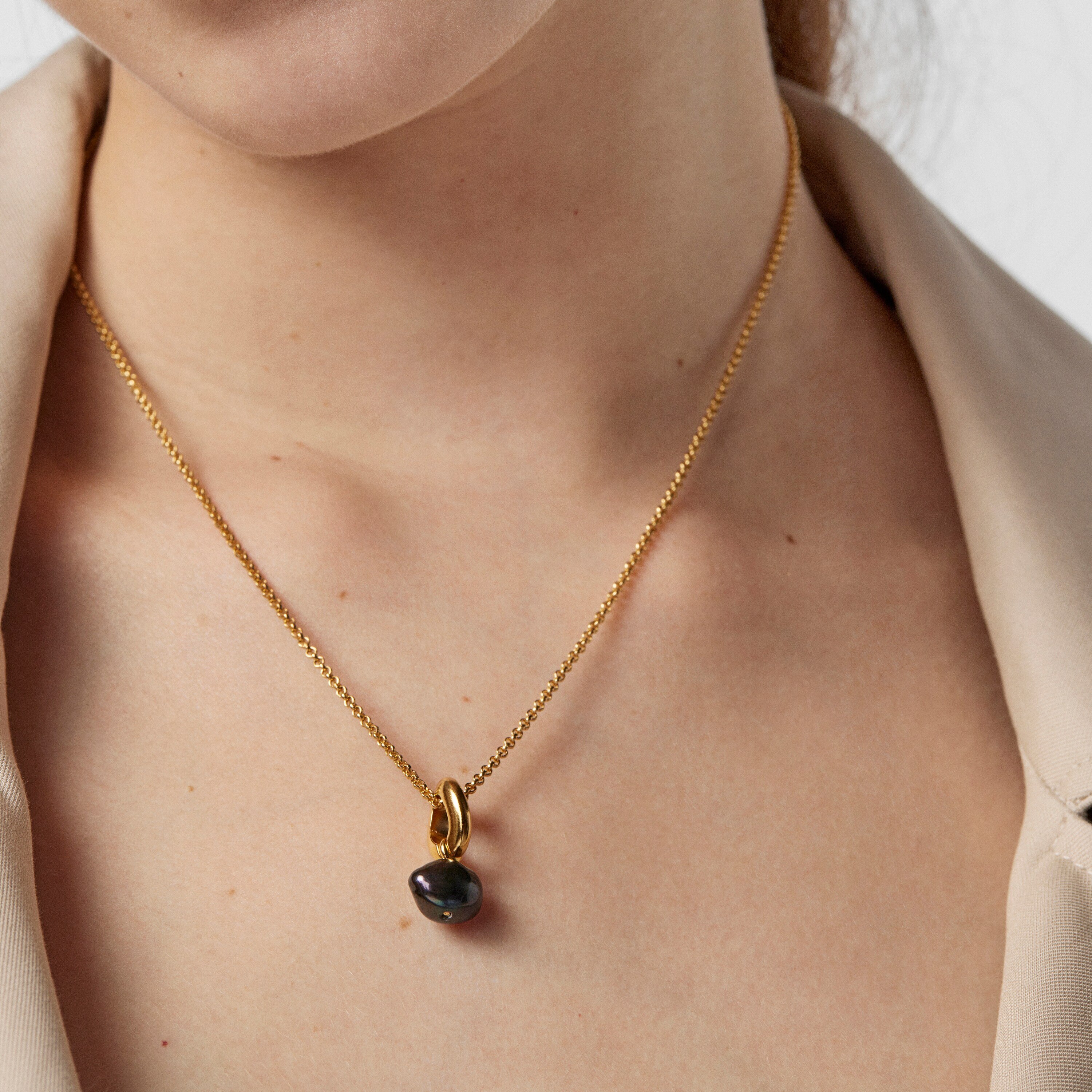 Silver vermeil Hav Pendant with gray pearl