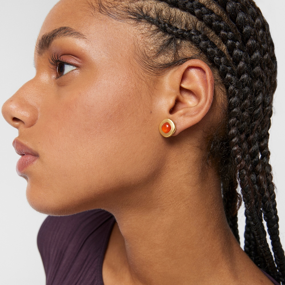 Aretes con ba&ntilde;o de oro 18 kt sobre plata y cornalina Nattfall