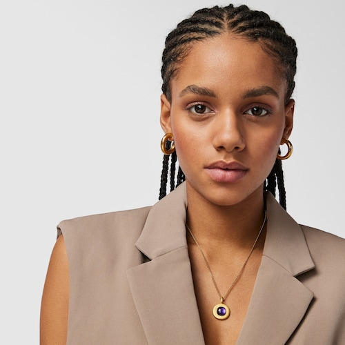 Colgante con baño de oro 18 kt sobre plata y amatista Nattfall