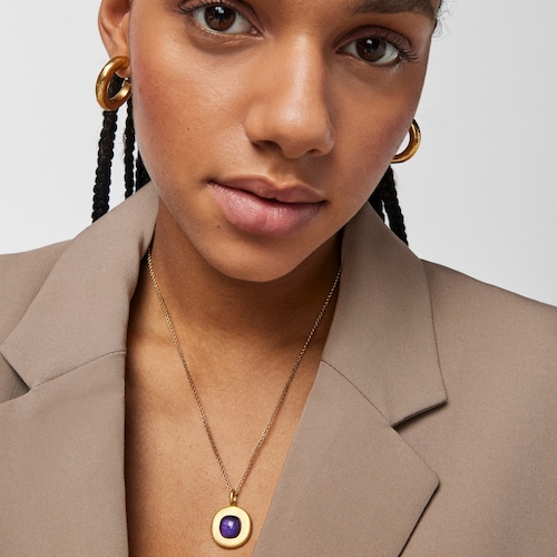 Colgante con baño de oro 18 kt sobre plata y amatista Nattfall