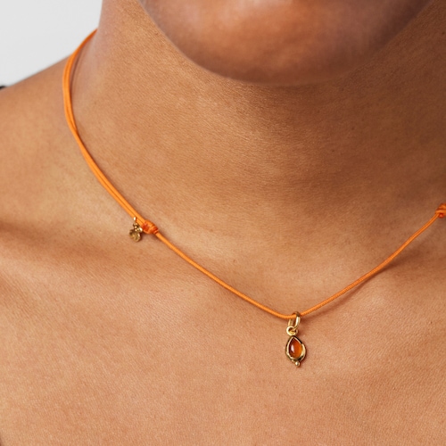 Collar Magic Nature con cornalina y cordón naranja