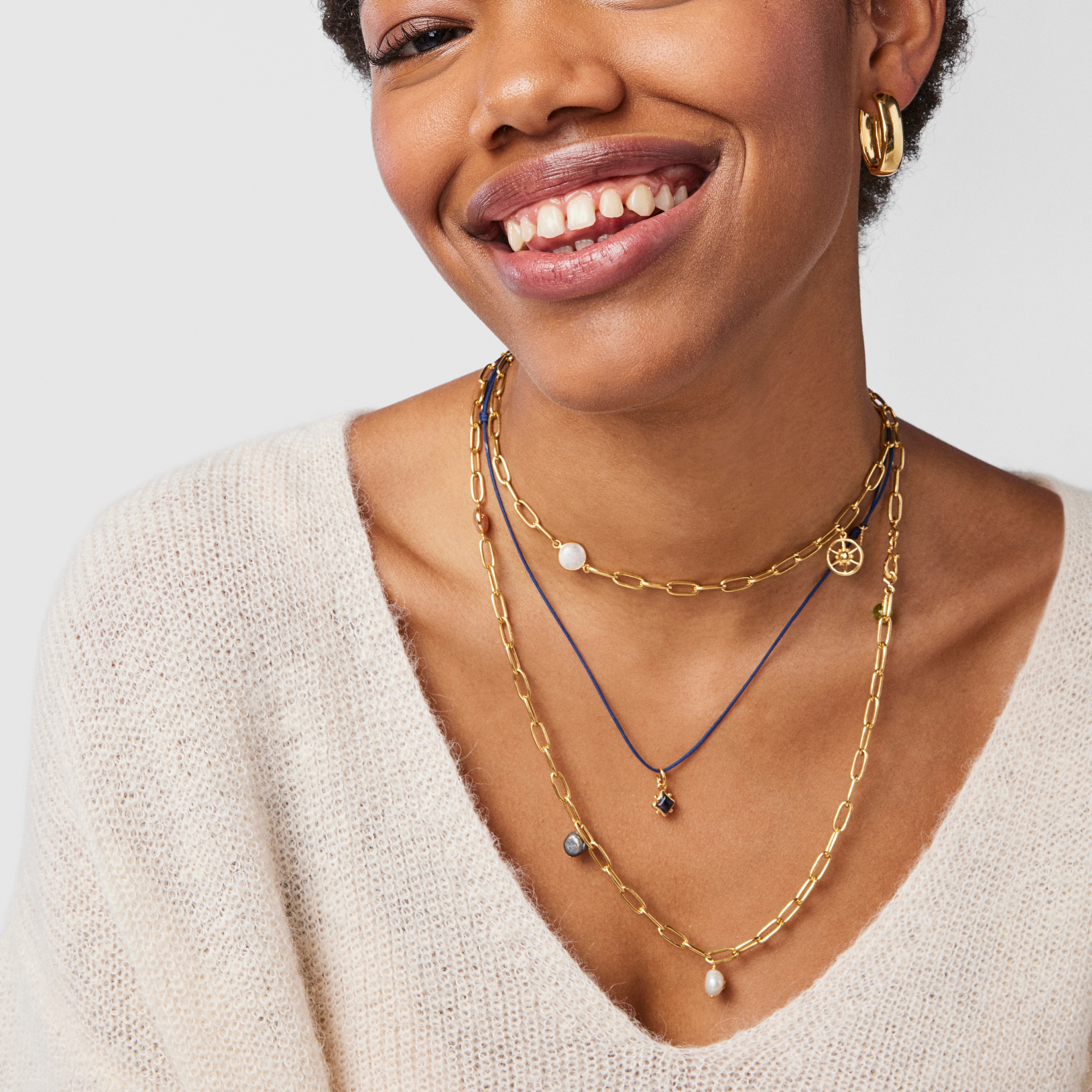 Magic Nature Necklace with iolite and blue cord