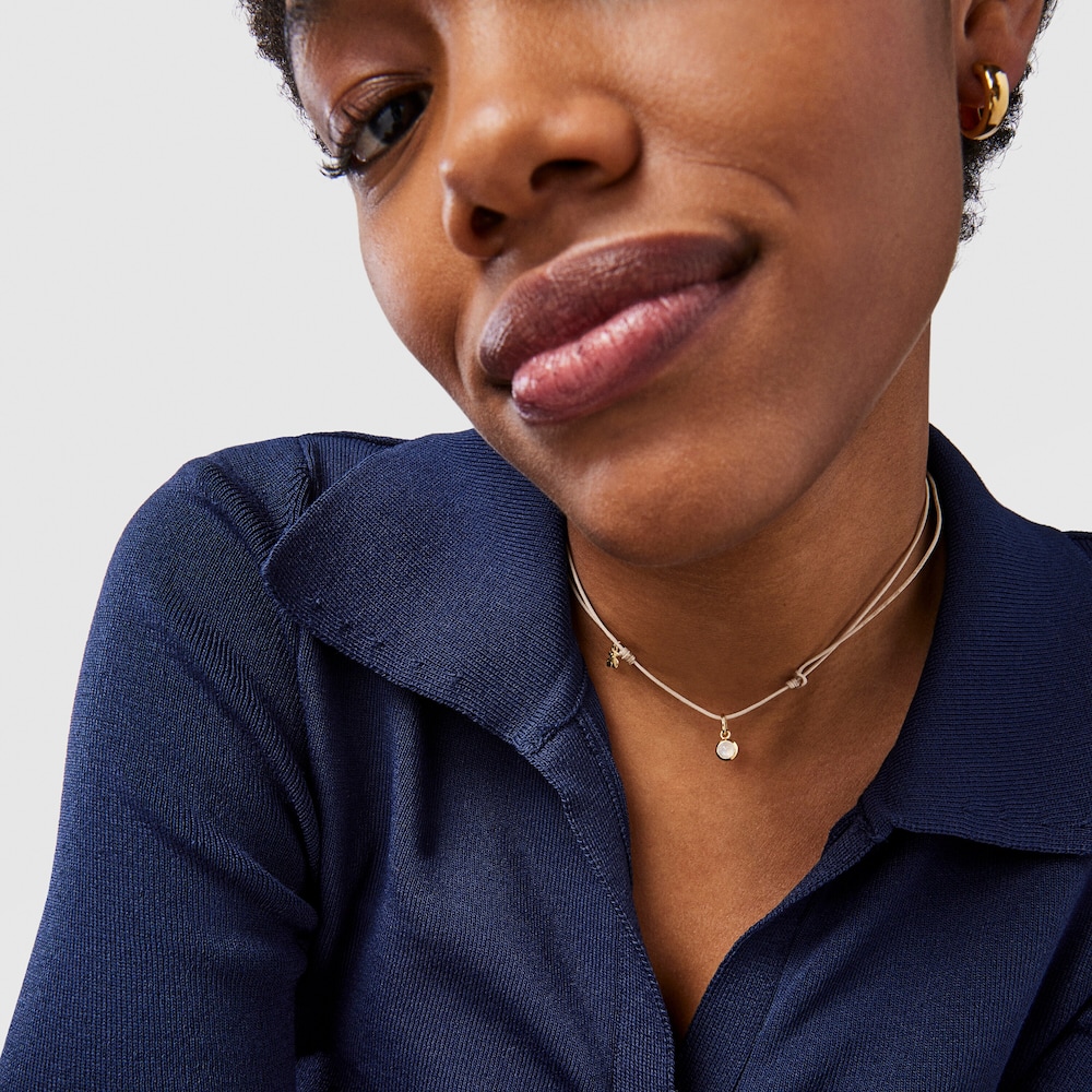 Collar piedra luna y cord&oacute;n beige Magic Nature