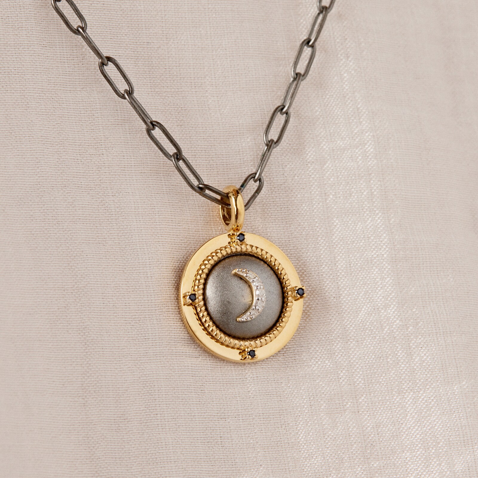 Dark silver Magic Nature Necklace with diamonds