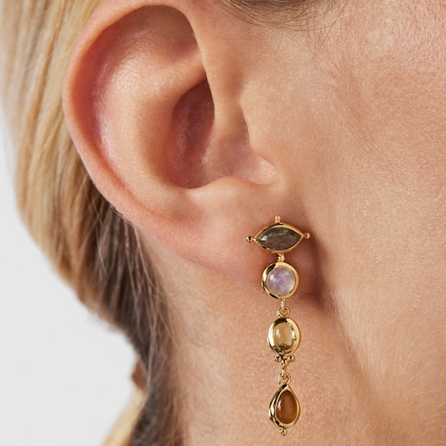 Pendientes largos Magic Nature con baño de oro 18 kt sobre plata y gemas