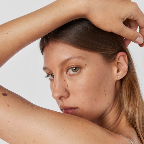Piercing de nariz TOUS Basics de oro y diamante