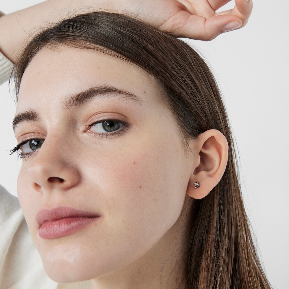 Pendientes de oro blanco con diamantes Silueta