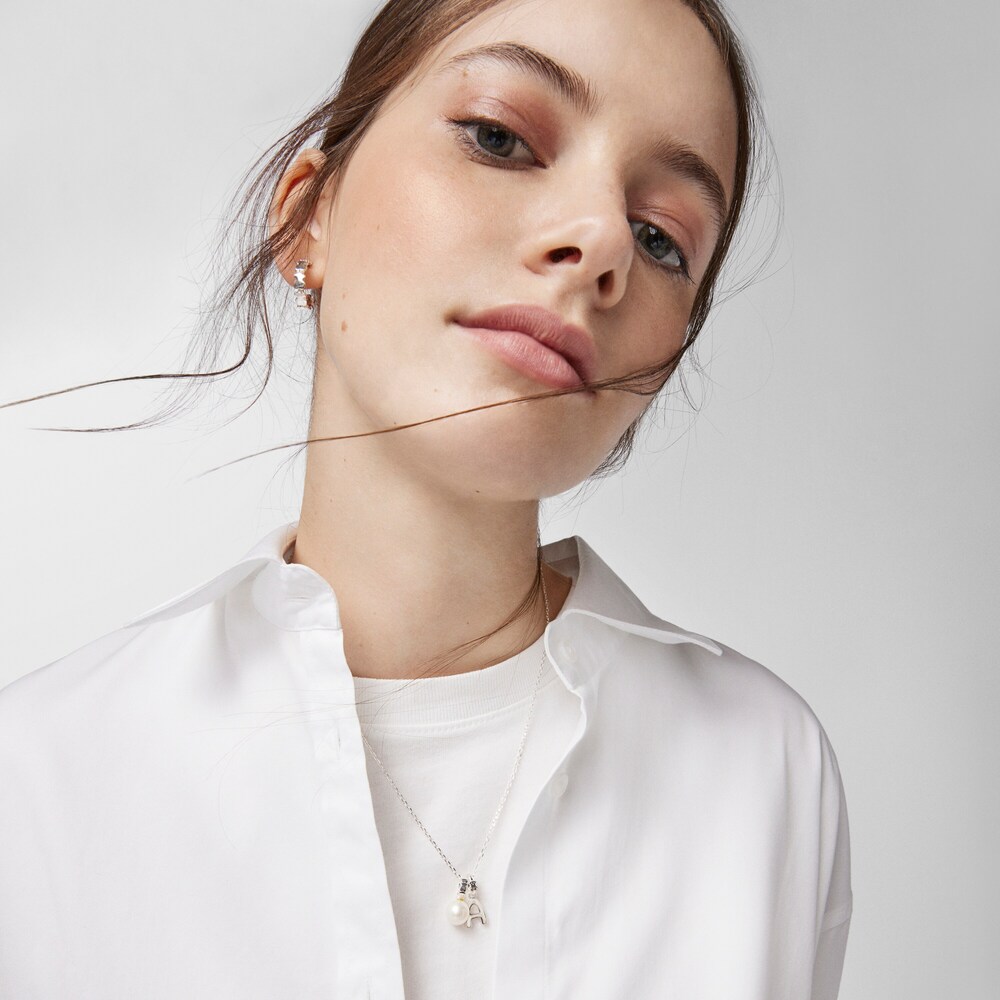 Silver Straight Pendant with Pearl