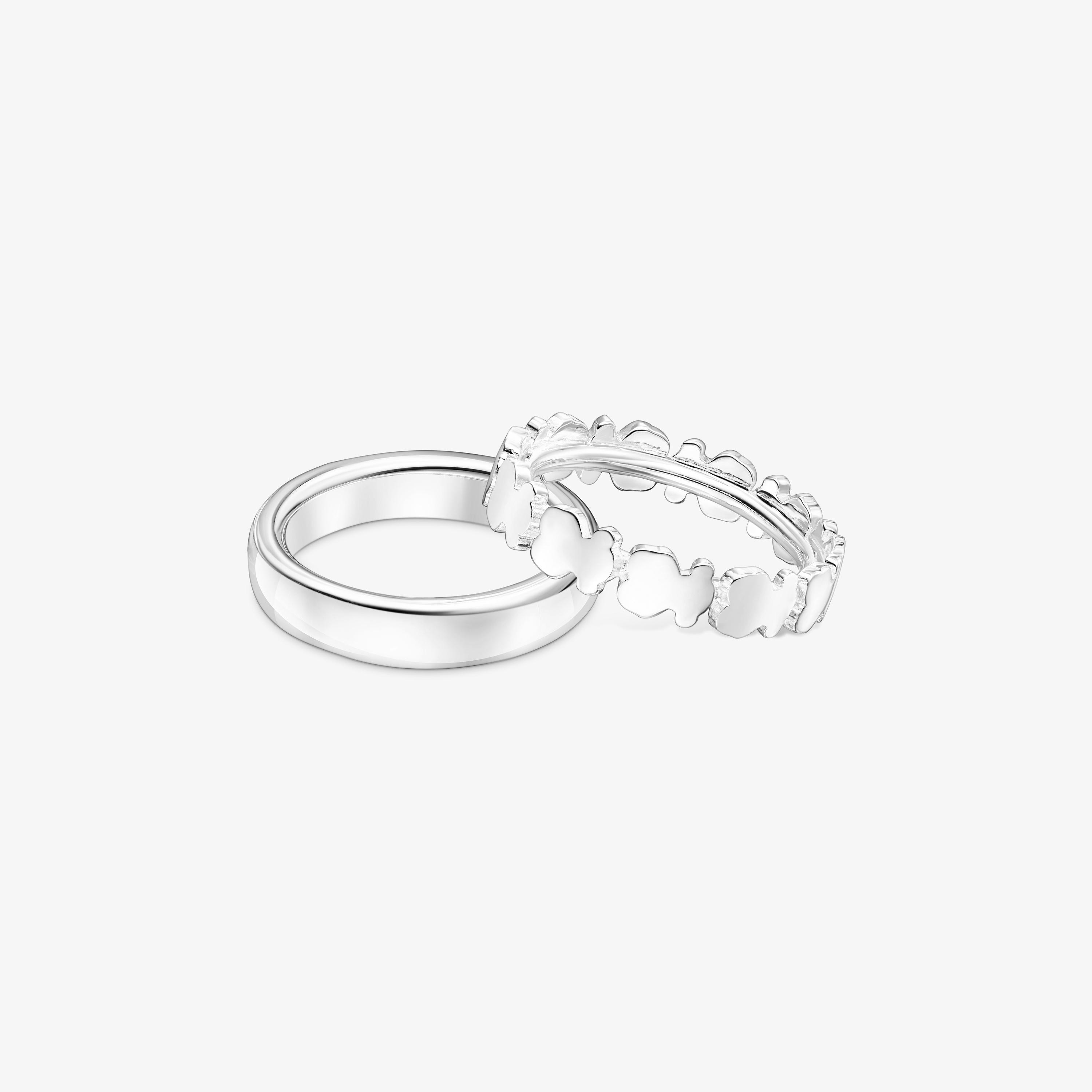 Set of Silver Straight Rings