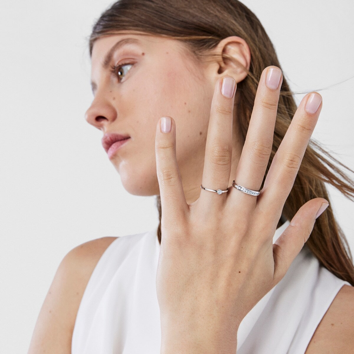 Anillo de oro blanco con diamantes Les Classiques