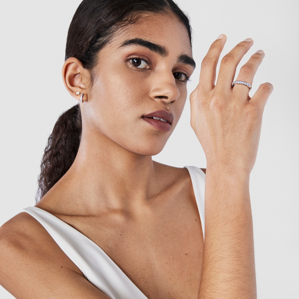 Media alianza de oro blanco con diamantes 0,47ct Les Classiques