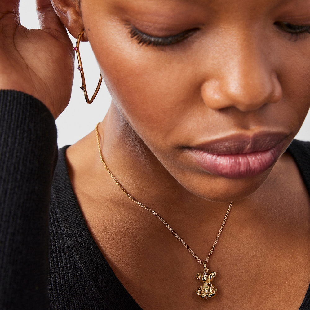 Colgante con ba&ntilde;o de oro 18 kt sobre plata y gemas Teddy Bear