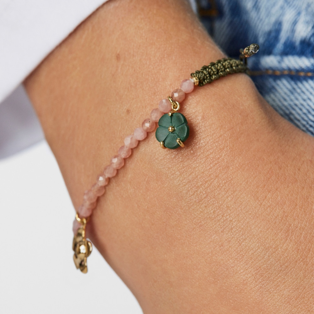 Pulsera Fragile Nature con ba&ntilde;o de oro 18 kt sobre plata, gemas y cord&oacute;n