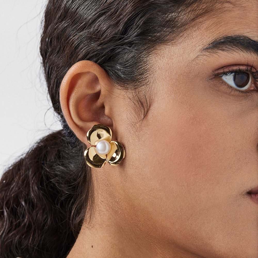 18K gold vermeil Fragile Nature petals Earrings with Pearl