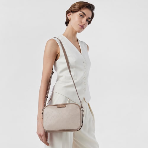 &Tau;&sigma;ά&nu;&tau;&alpha; &Chi;&iota;&alpha;&sigma;&tau;ί Script Day &sigma;&epsilon; &mu;&pi;&epsilon;&zeta;-&gamma;&kappa;&rho;&iota; &chi;&rho;ώ&mu;&alpha;