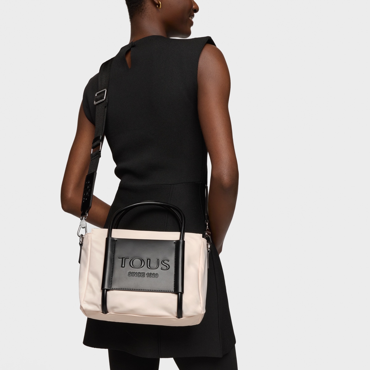 Medium nude colored Empire Soft City bag