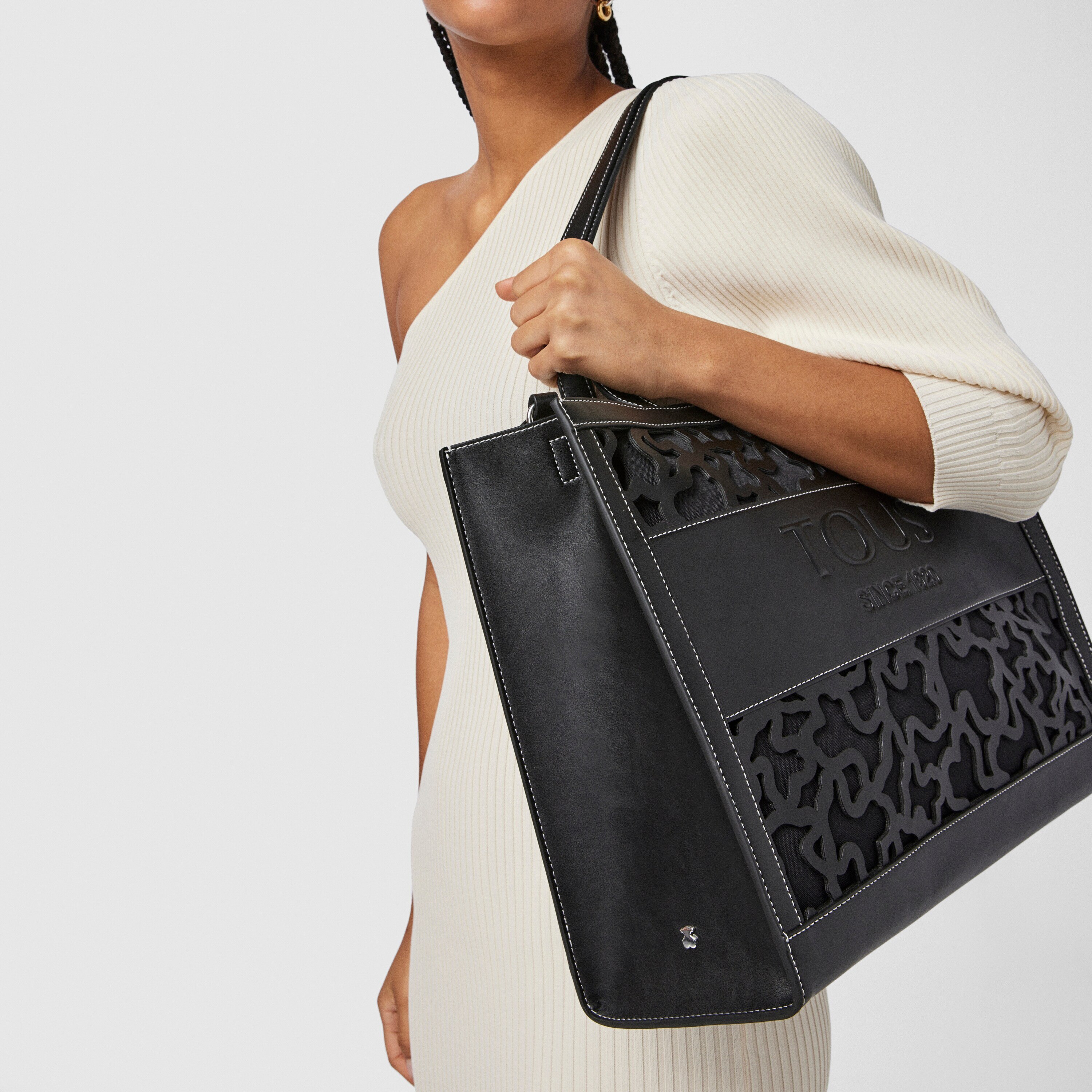 Large black Amaya Kaos Shock shopping bag