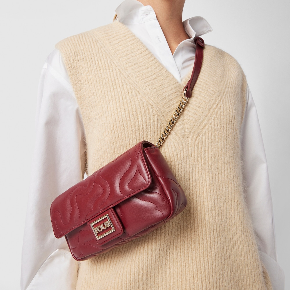 Torebka typu nerka Kaos Dream w kolorze burgundowym