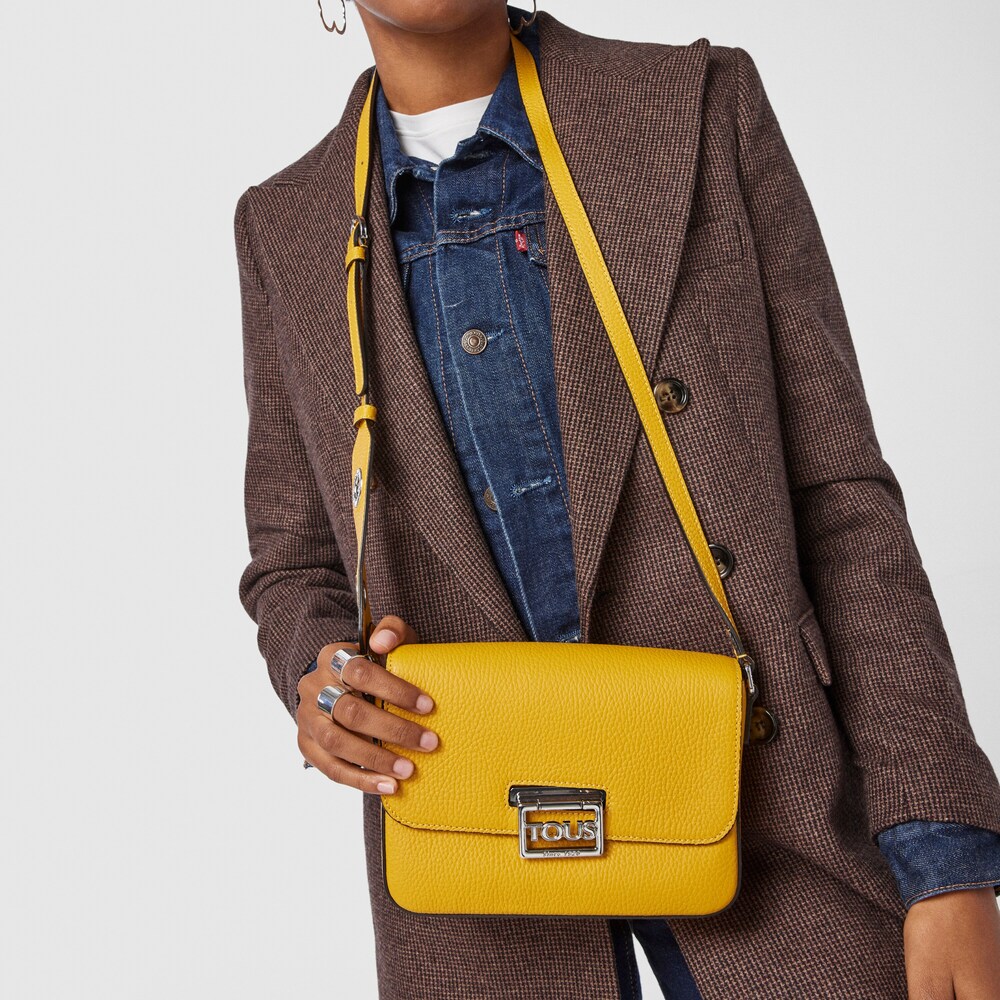 Mala de tiracolo TOUS Legacy em pele mostarda