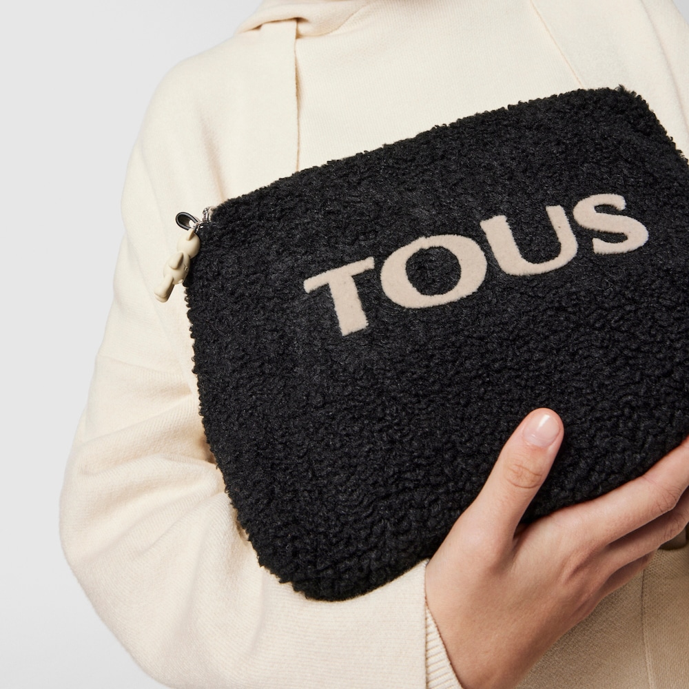 Bolsa mediana Amaya Kaos Shock Warm negra