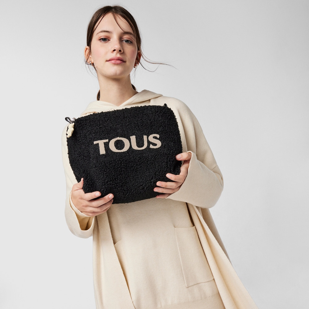 Bolsa mediana Amaya Kaos Shock Warm negra