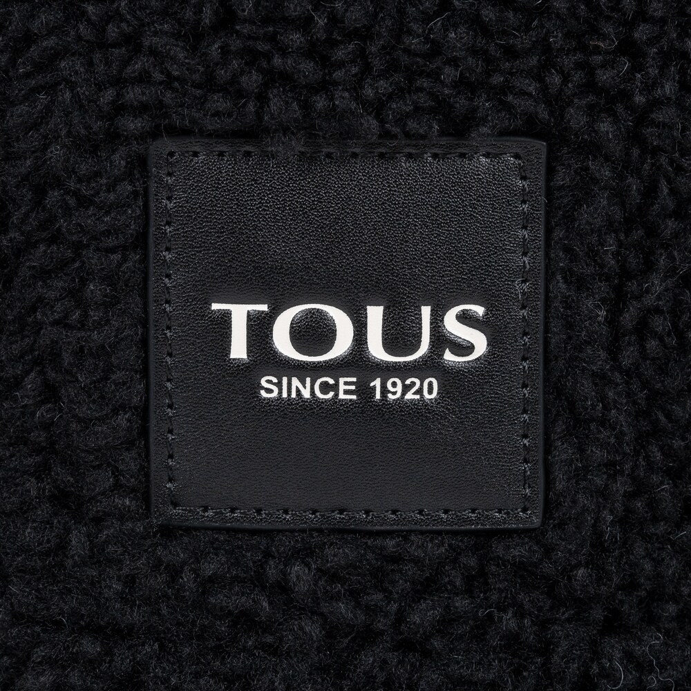 Black Amaya Warm hat