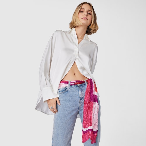 Pink silk Script pleated Scarf