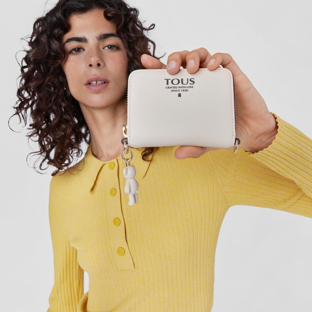 Tous Pop &ndash; Peňaženka zo syntetick&eacute;ho materi&aacute;lu b&eacute;žovej farby