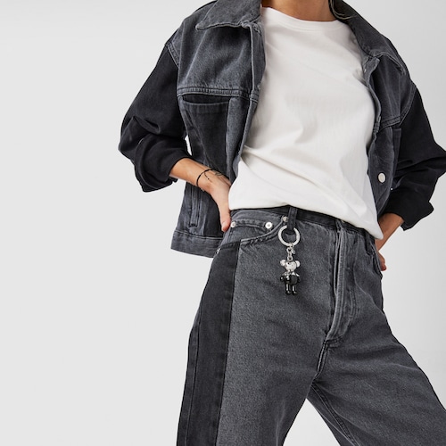 Llavero Teddy Bear plateado y negro