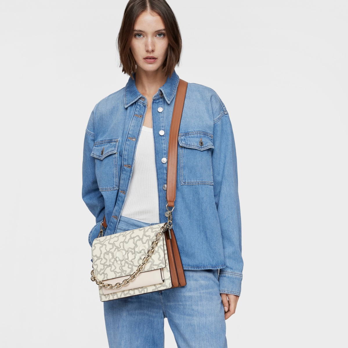 Medium beige Audree Chain Crossbody bag Kaos Icon