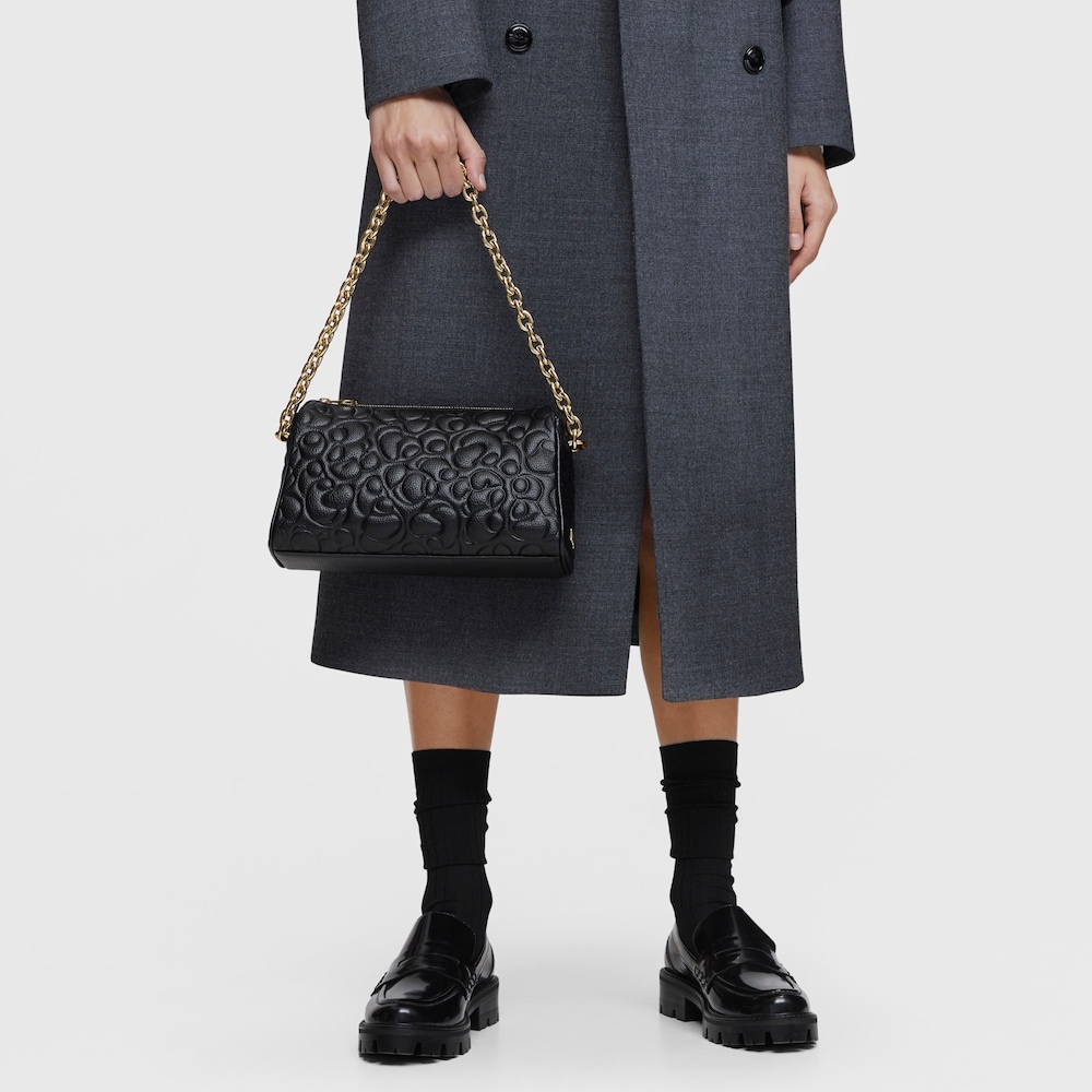 Duża czarna sk&oacute;rzana torebka przez ramię TOUS Greta