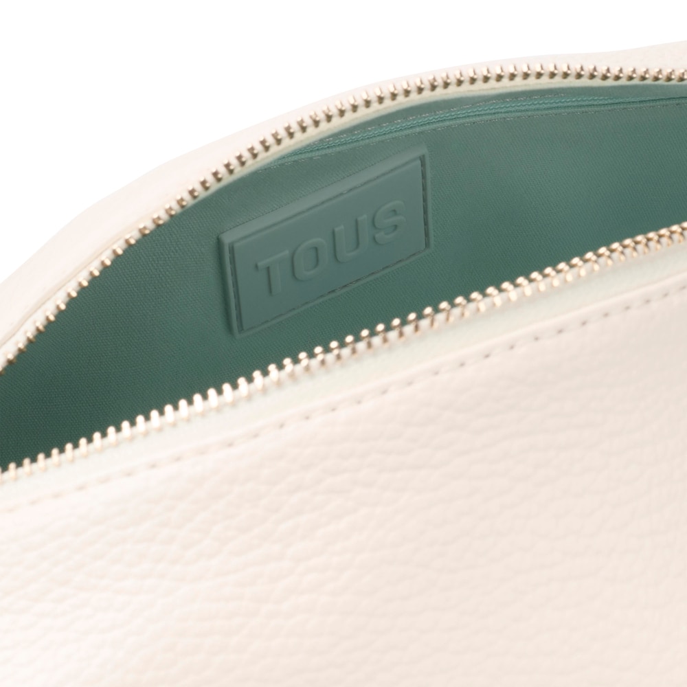 Bolso Duffle mediano de piel beige TOUS Miranda image number 2