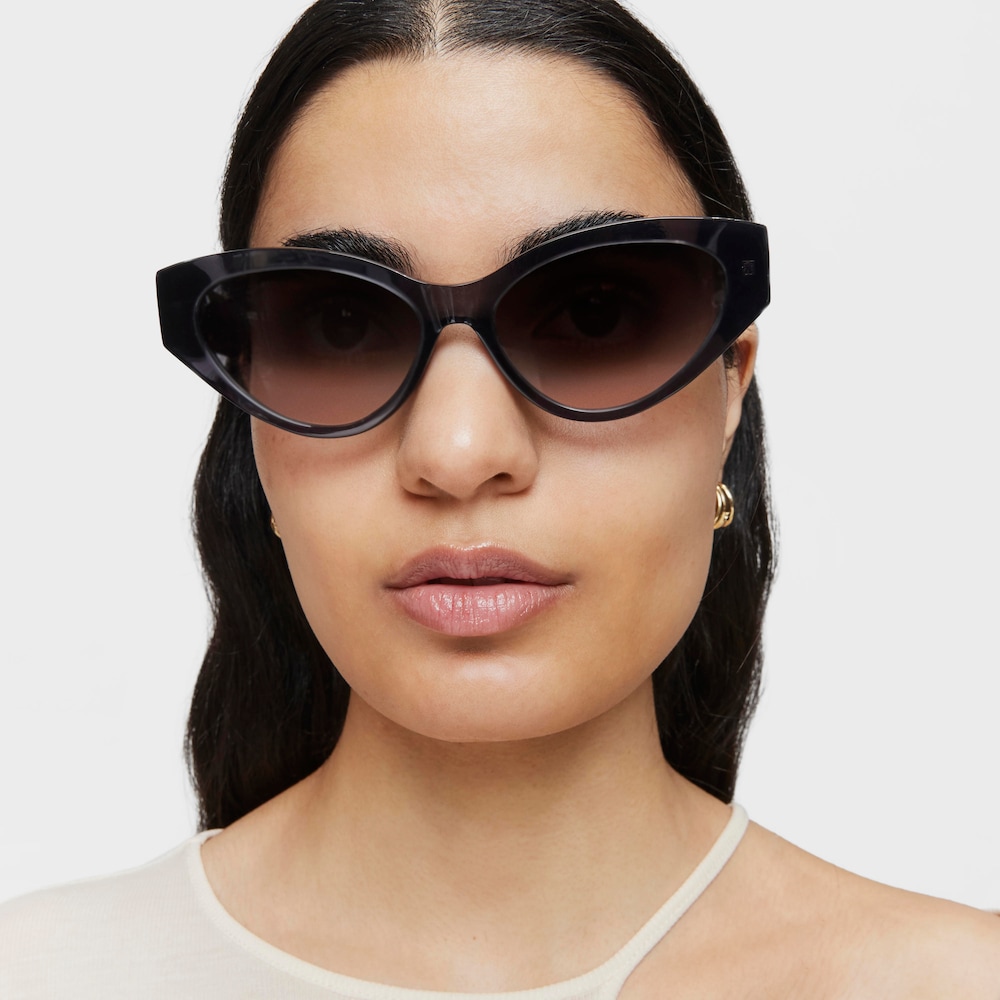 Gafas de sol grises TOUS Cat Eye