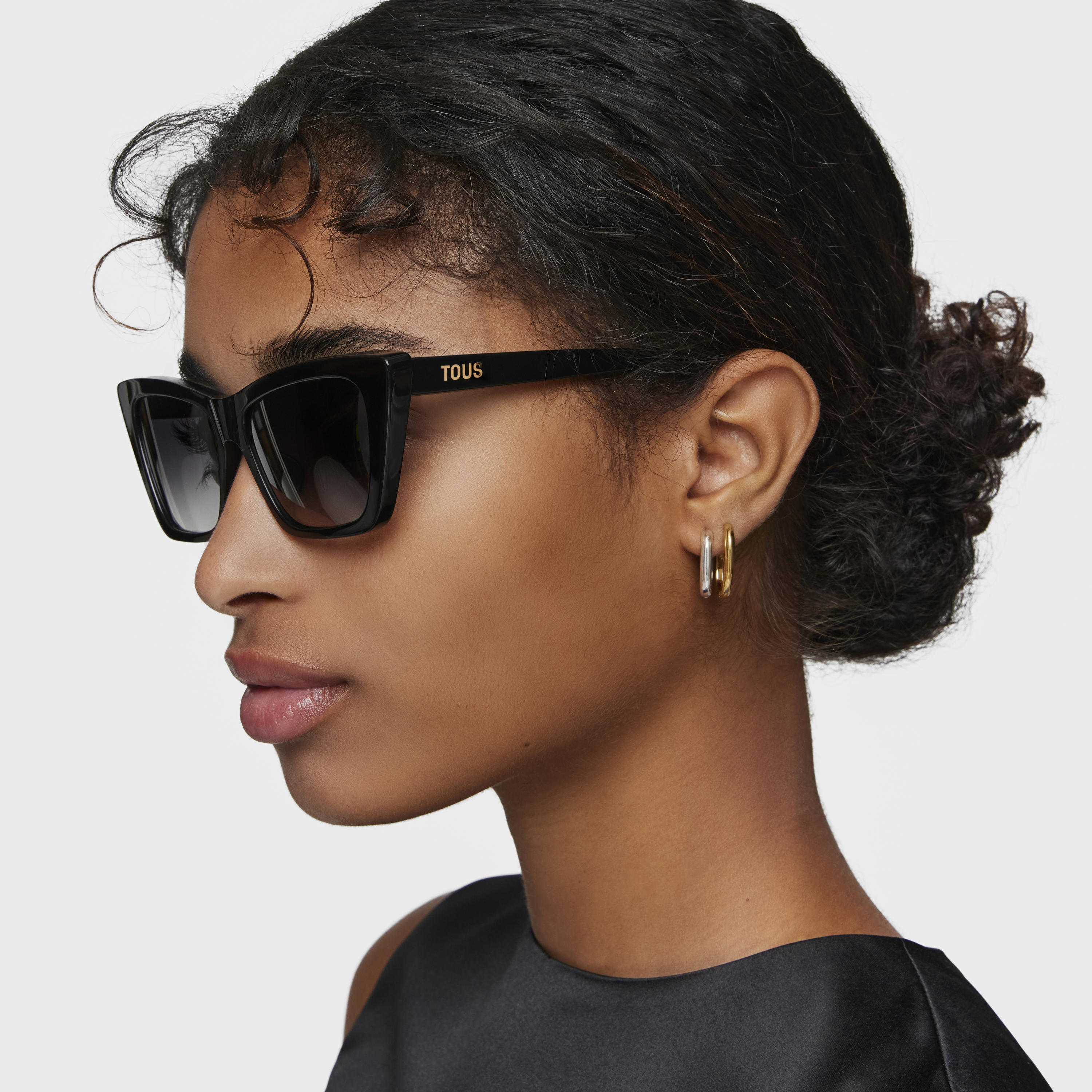 Black Sunglasses TOUS Edge