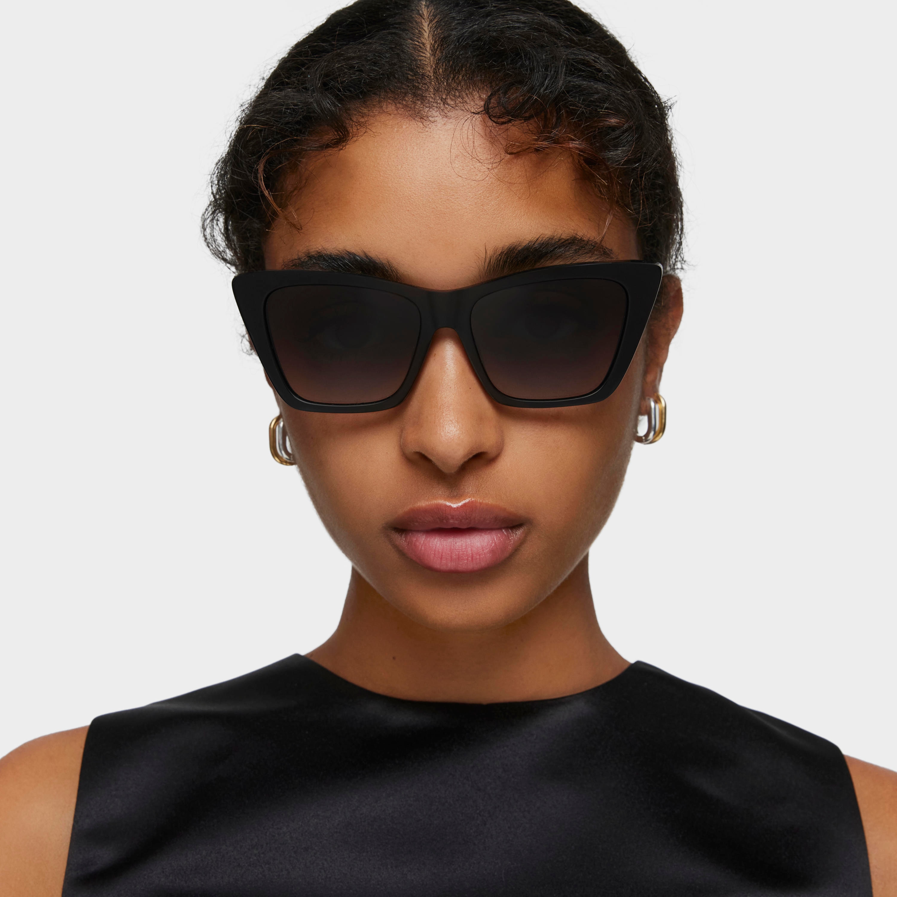 Black Sunglasses TOUS Edge