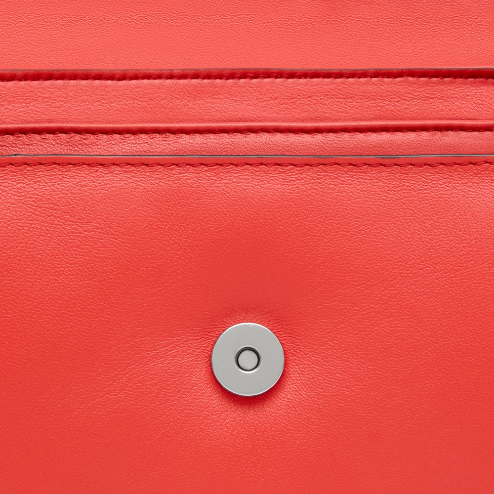 Borsa a tracolla piccola in pelle color corallo TOUS Bold Bear