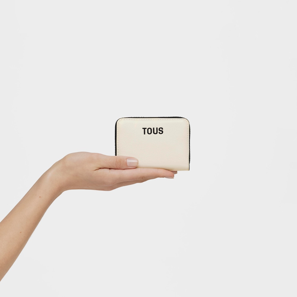 Beige Change purse New Dorp