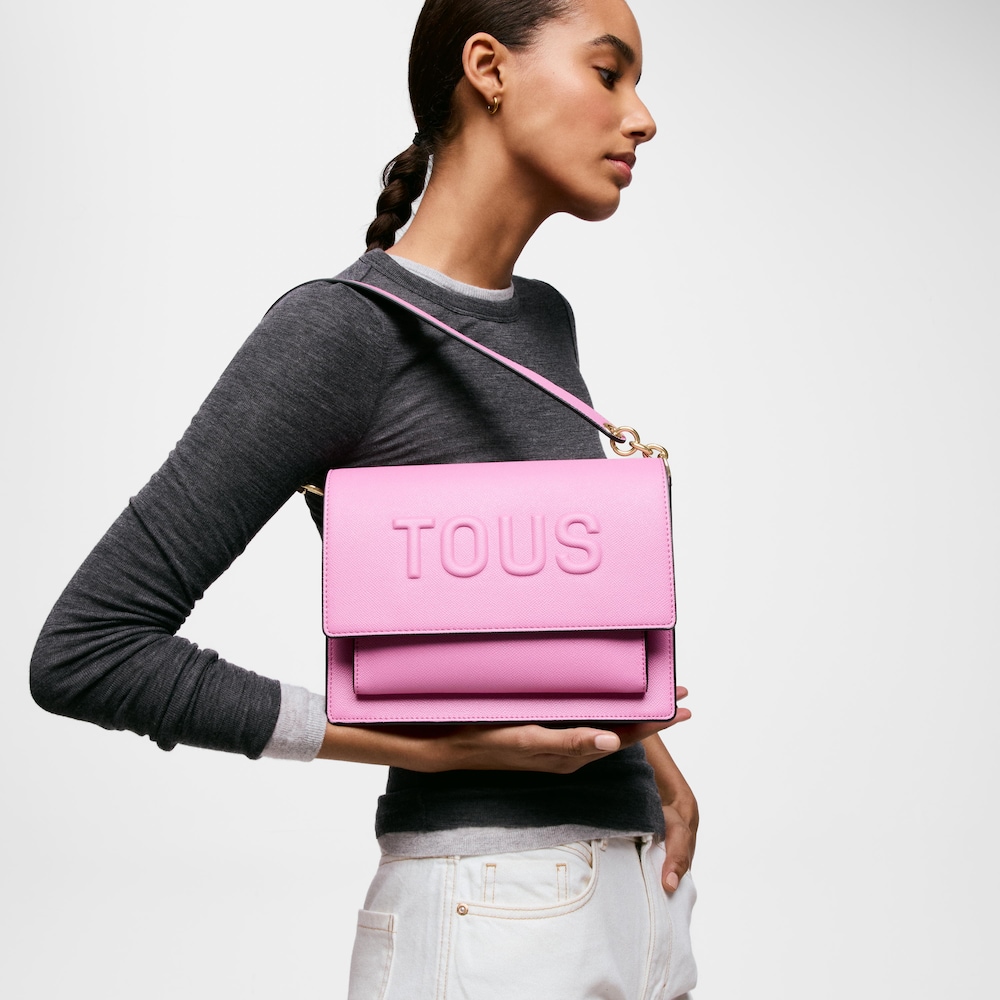 Středně velk&aacute; tmavě růžov&aacute; Crossbody kabelka Audree TOUS Brenda