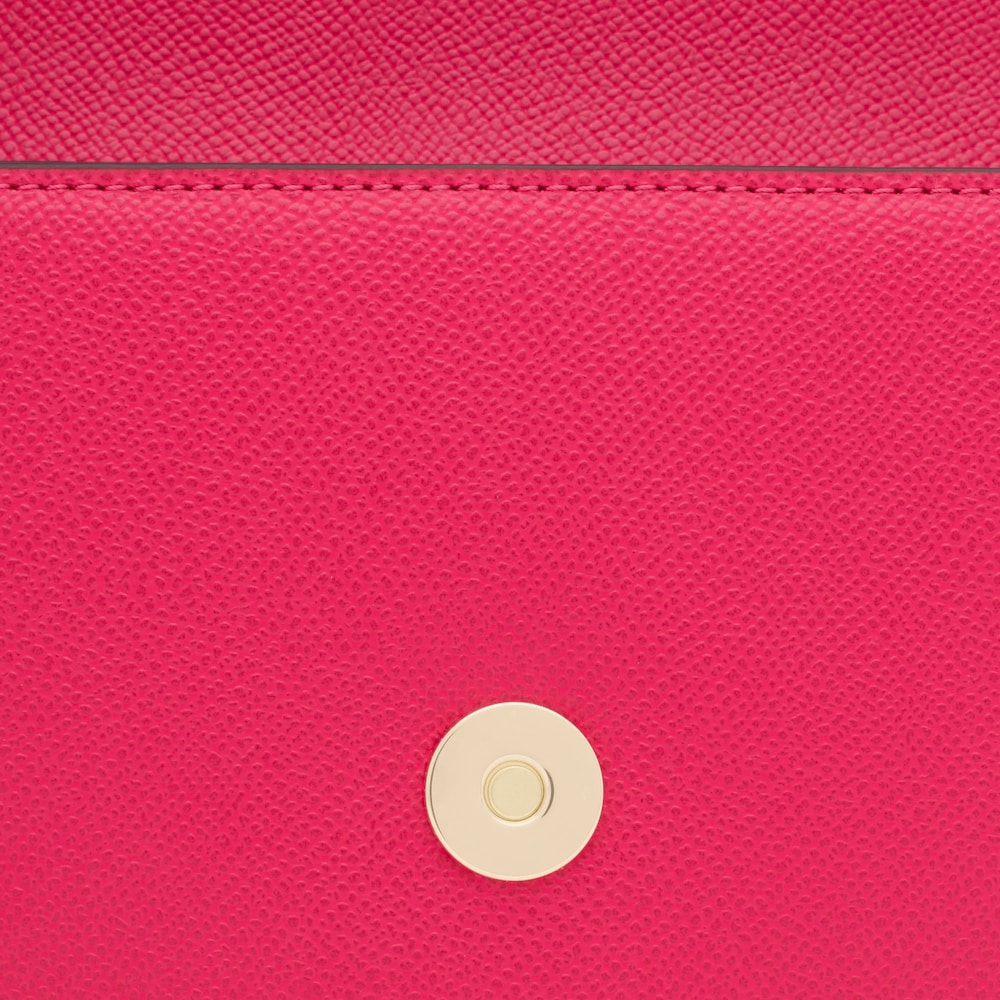Mini bandolera medialuna fucsia TOUS Brenda image number 3