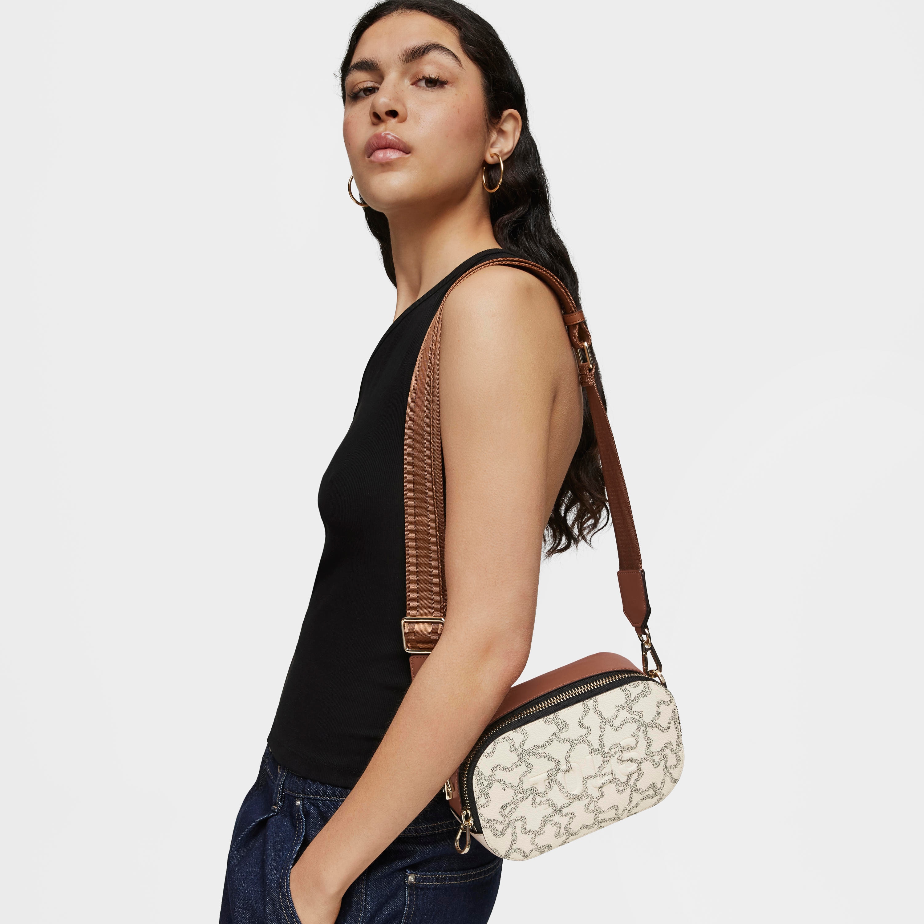 Kaos Icon beige Crossbody Reporter bag