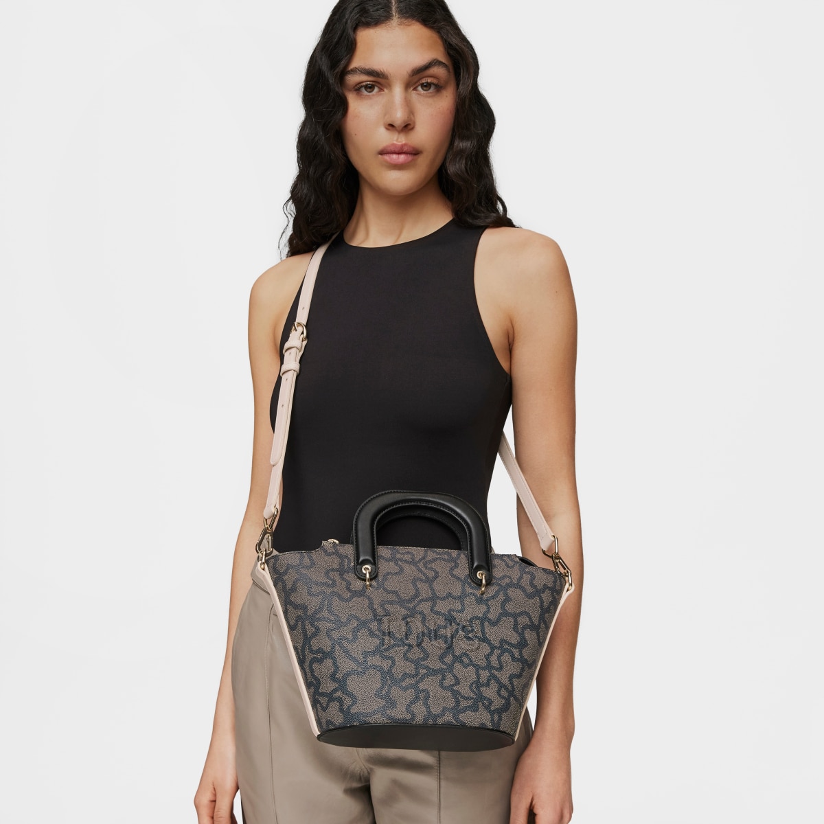 Kaos Icon small black Tote bag