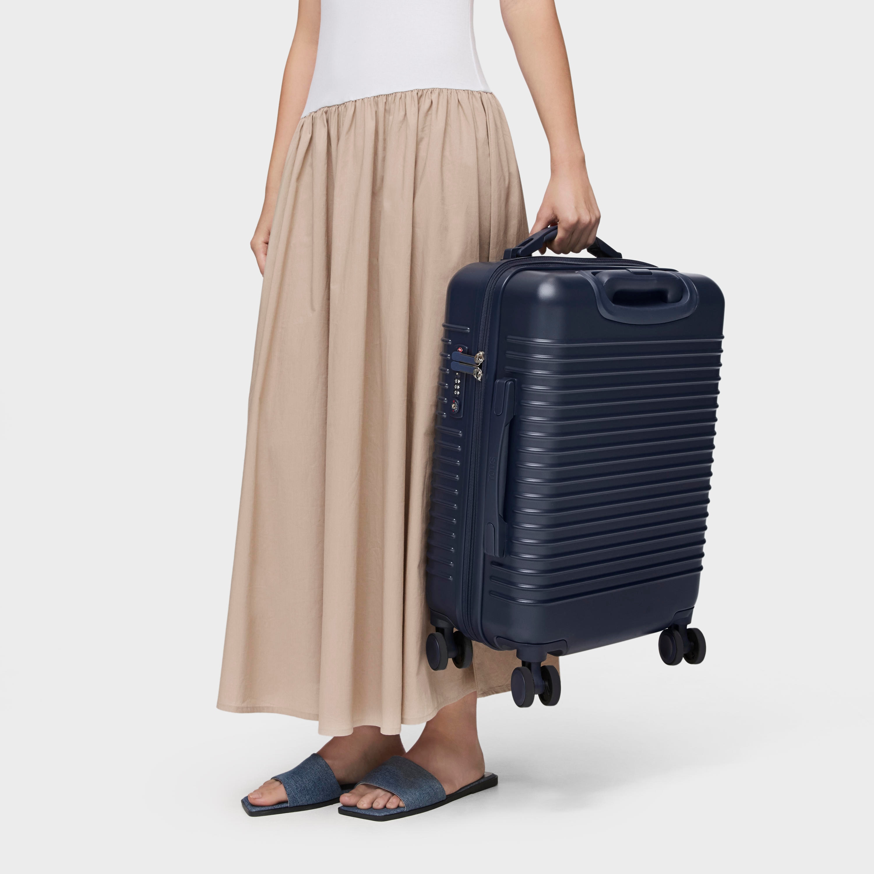 Navy blue suitcase TOUS Travel